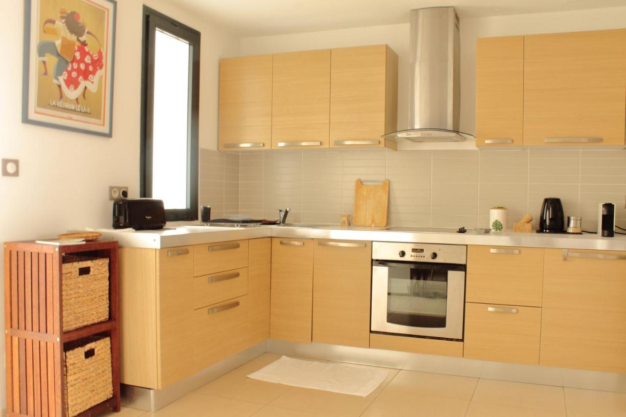 Appartement Fleur de Prunier à Saint Pierre Extérieur photo