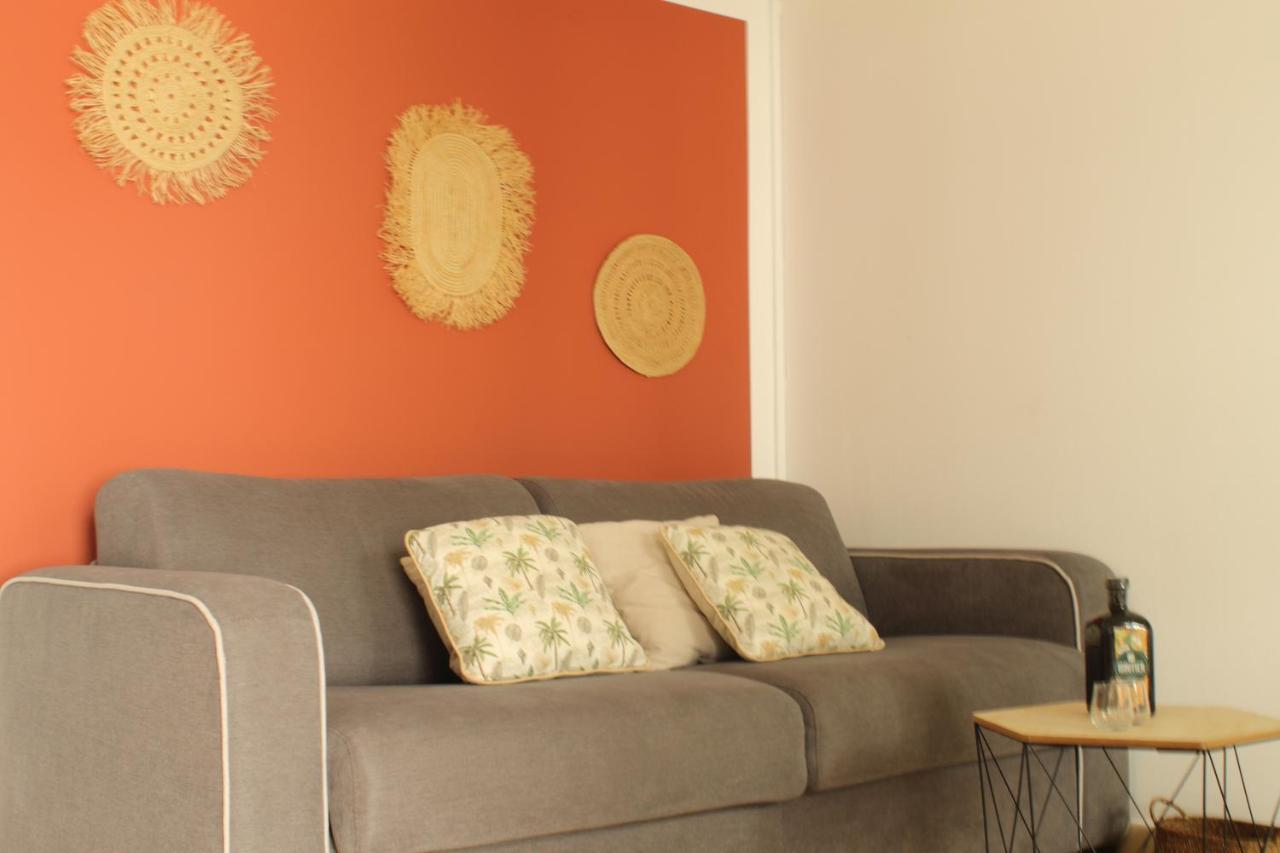 Appartement Fleur de Prunier à Saint Pierre Extérieur photo